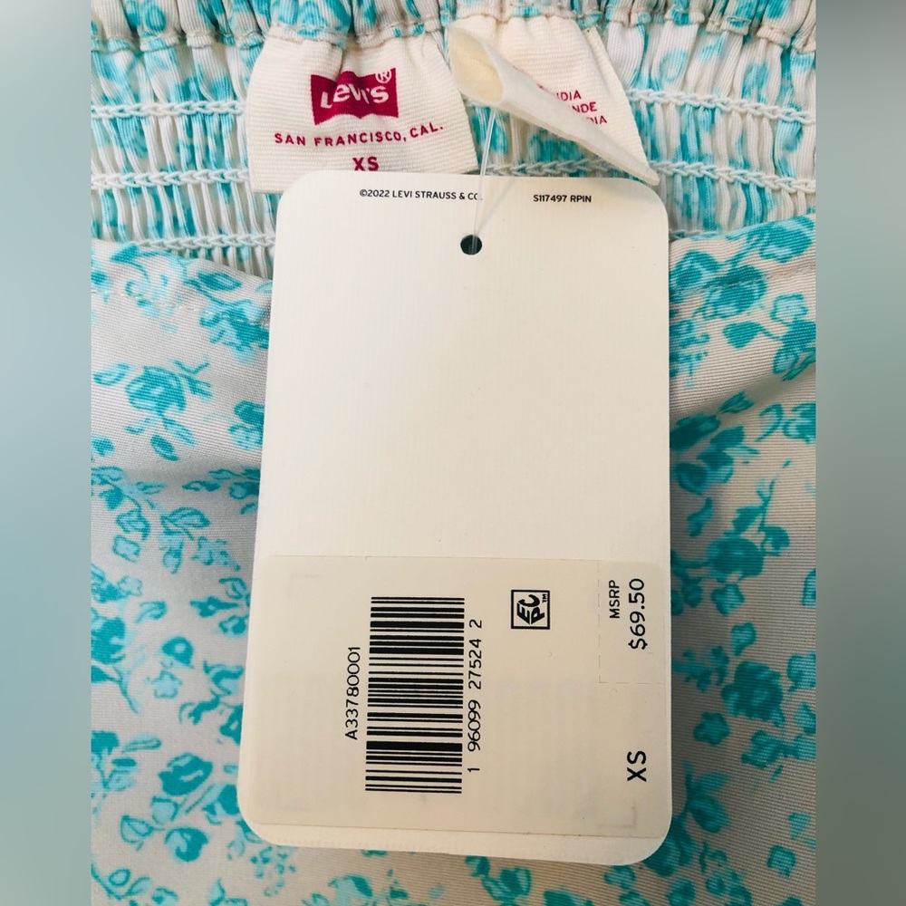 Levi’s floral blouse - Picture 4 of 6